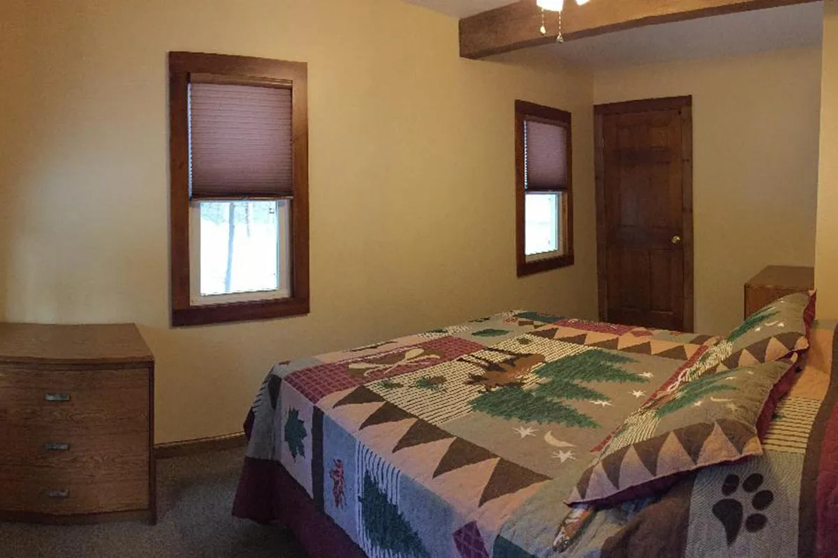 Downstairs bedroom #1 with queen bed